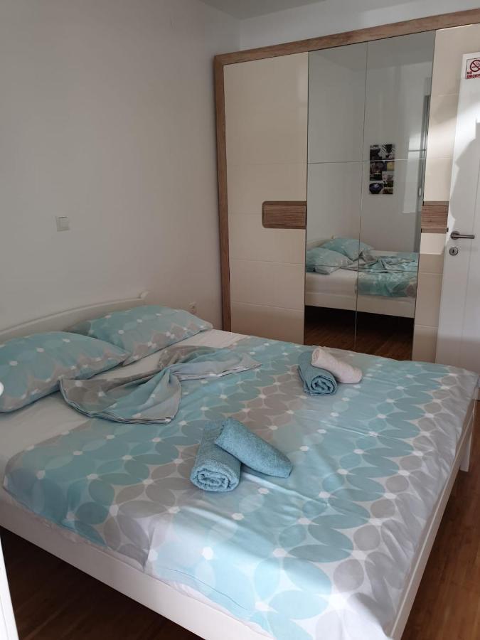 Apartman Dodo 1 Novalja Ngoại thất bức ảnh