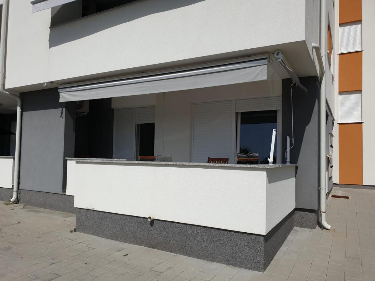 Apartman Dodo 1 Novalja Ngoại thất bức ảnh